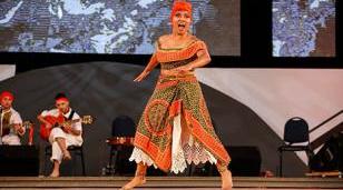 Un hito en el folklore: La Matanza celebra su primera victoria en Malambo Femenino en Cosqu&iacute;n