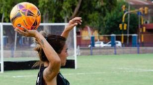 Jornada abierta en La Tablada por el D&iacute;a de la Futbolista Argentina
