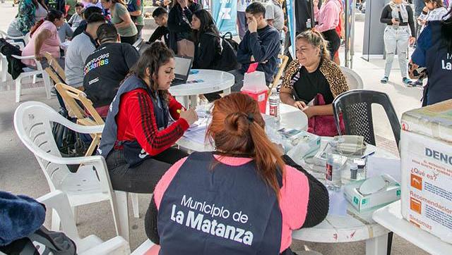 Trámites, salud y asesoramiento: el Municipio de La Matanza recorre los barrios con servicios para todos