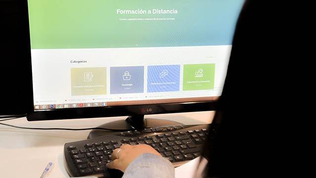 Capacitación gratuita y 100% online: nuevas propuestas formativas en Ituzaingó